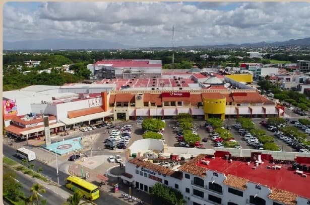 Vista aérea de Plaza Caracol asociada al archivo interno de Grupo Mina
