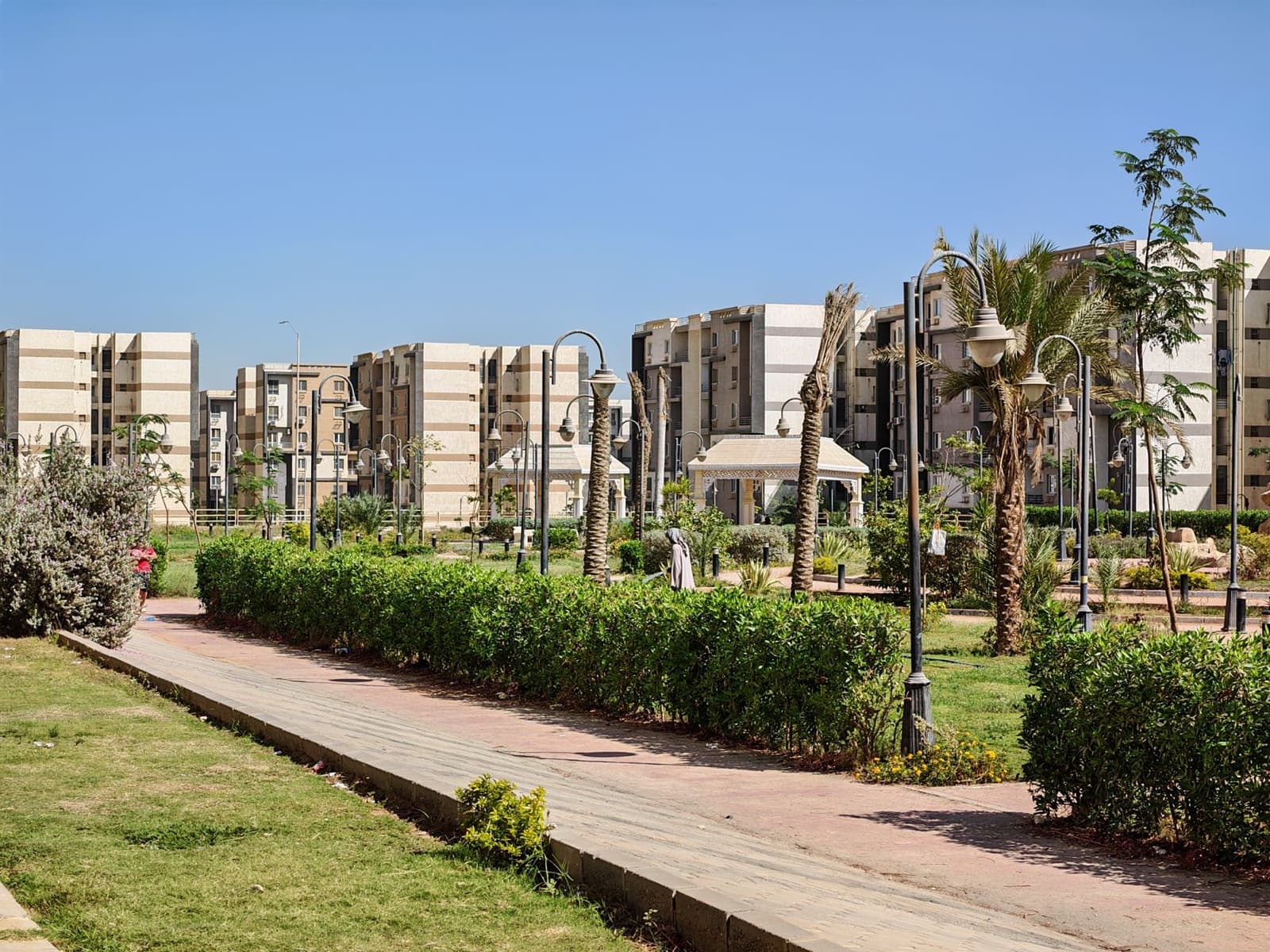 Imagen editorial de arquitectura multifamiliar; no documenta Residencial Américas Country